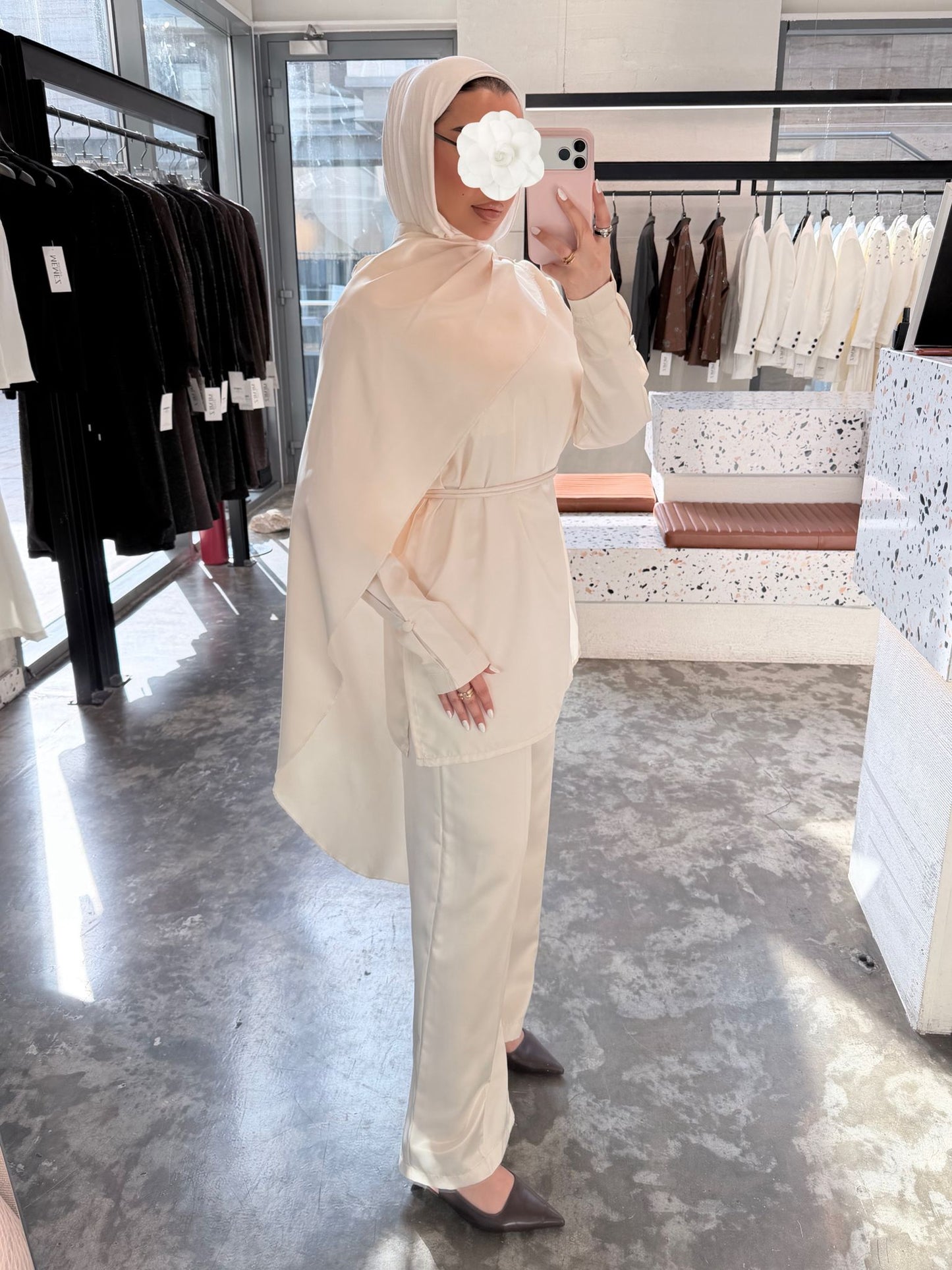 Offwhite silk set