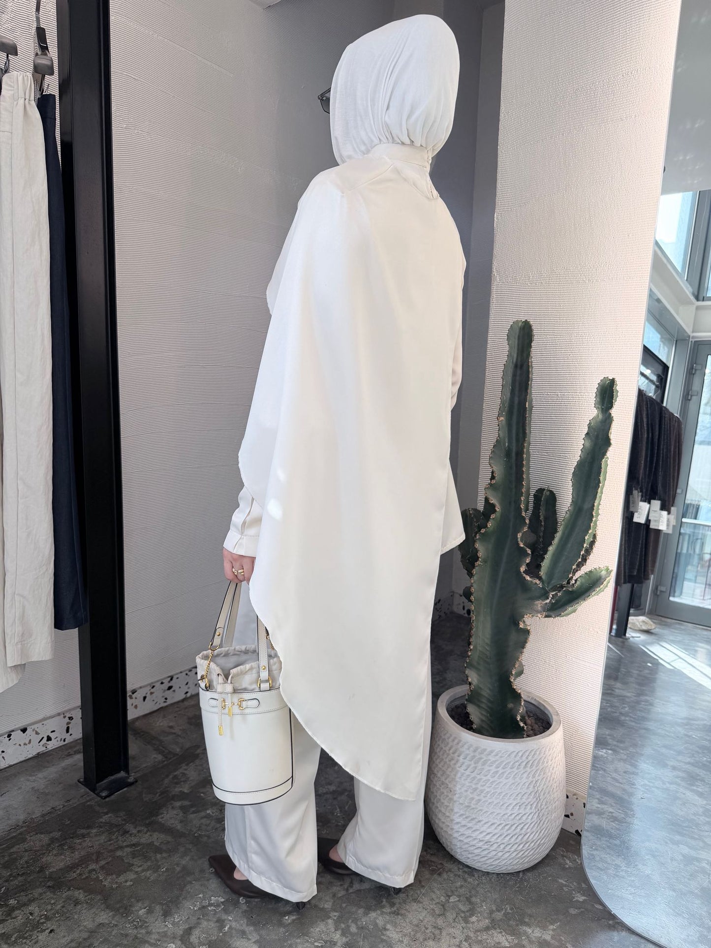 Offwhite silk set
